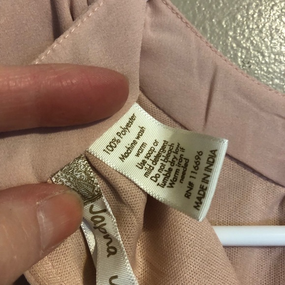 Pink blouse - Picture 2 of 3